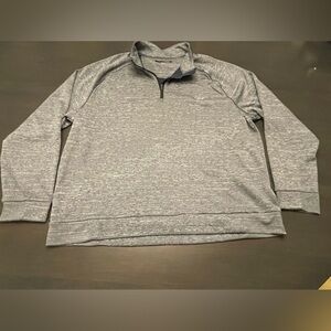 Like NEW Greg Norman Golf 1/4 zip in heathered navy blue Mens 2XL.  Nice details